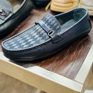 Stylish Black Loafers for Men